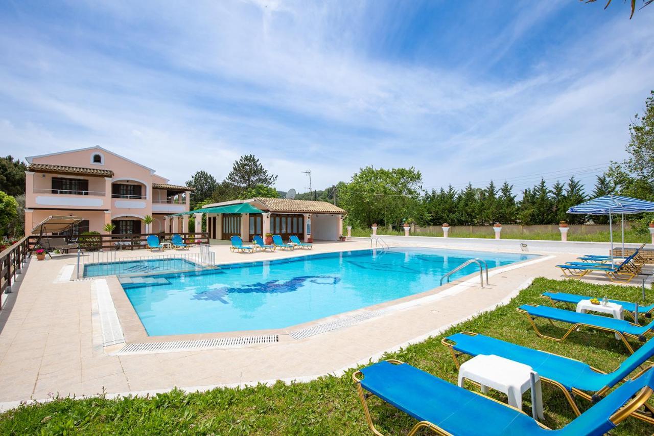 Nikos Pool Apartments - Upper Floor Sidárion Exteriör bild